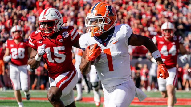 Isaiah Williams touchdown first quarter USATSI_19332571 Nebraska vs Illinois football 2022